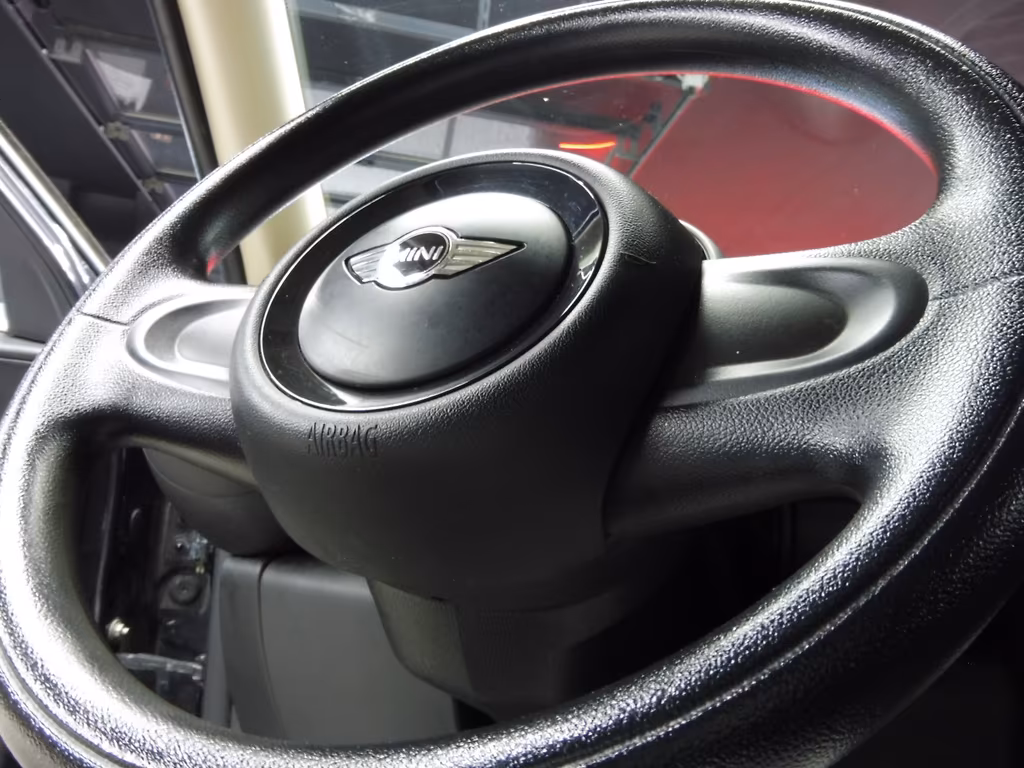 MINI One Countryman