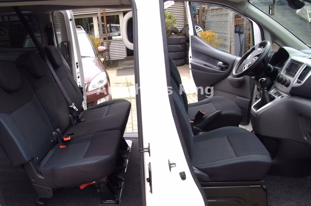 Nissan NV200