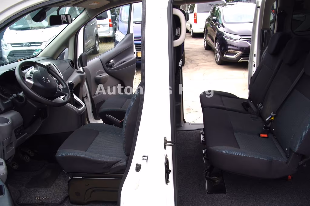 Nissan NV200