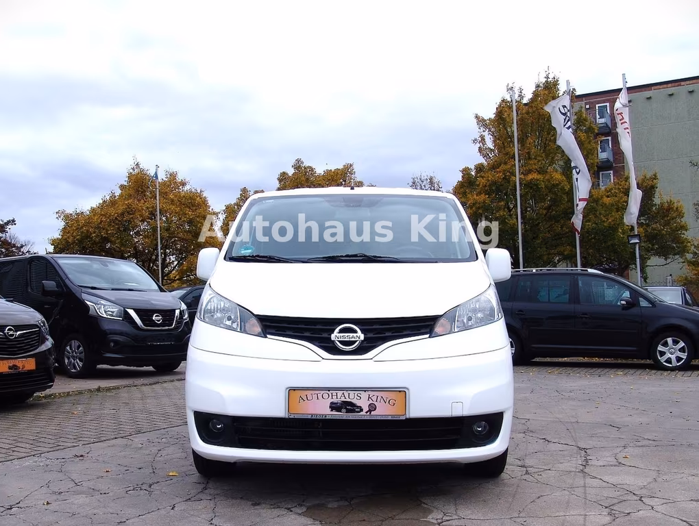Nissan NV200