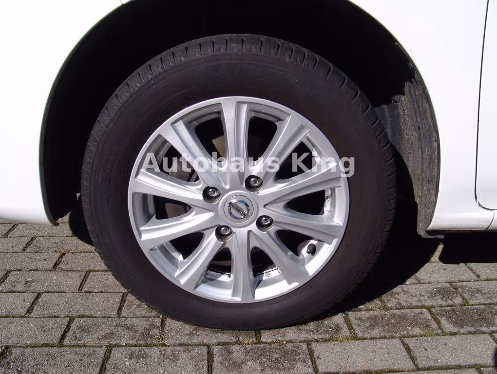 Nissan NV200