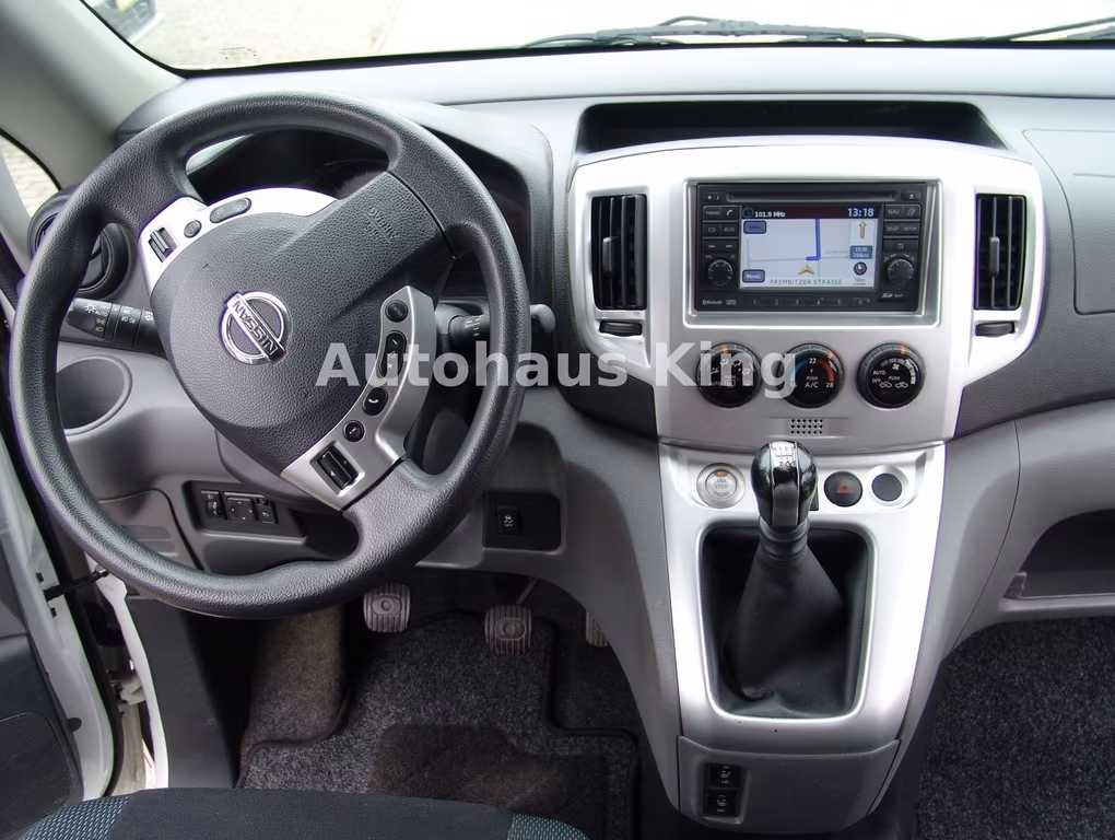 Nissan NV200