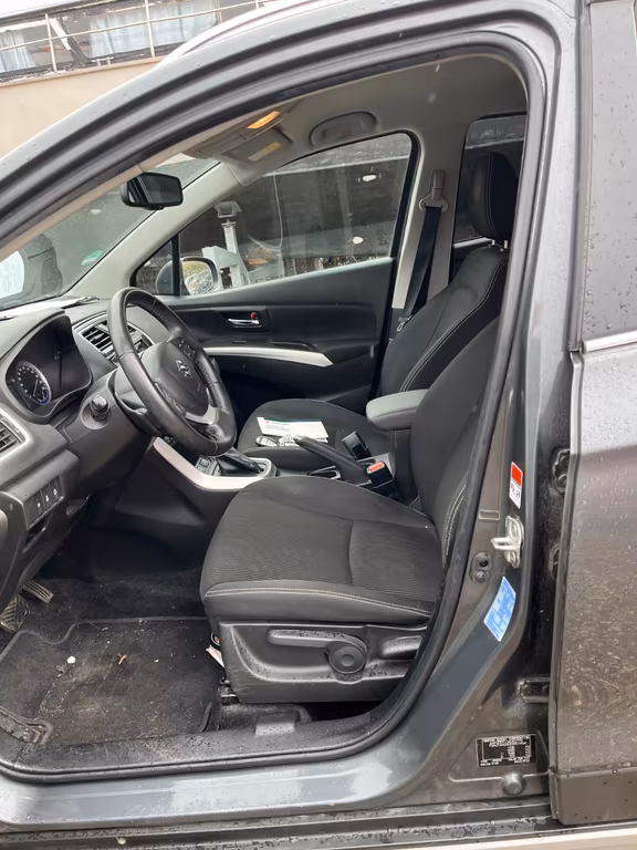 Suzuki (SX4) S-Cross