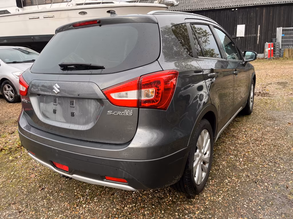 Suzuki (SX4) S-Cross