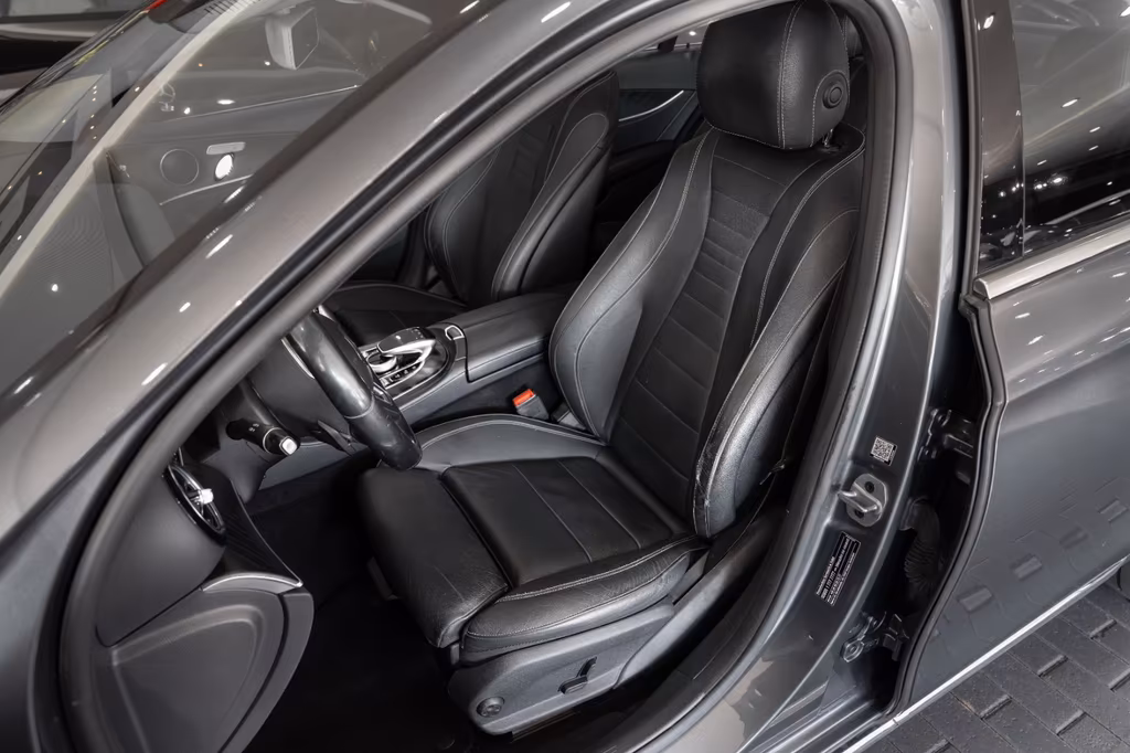 Mercedes-Benz E 400