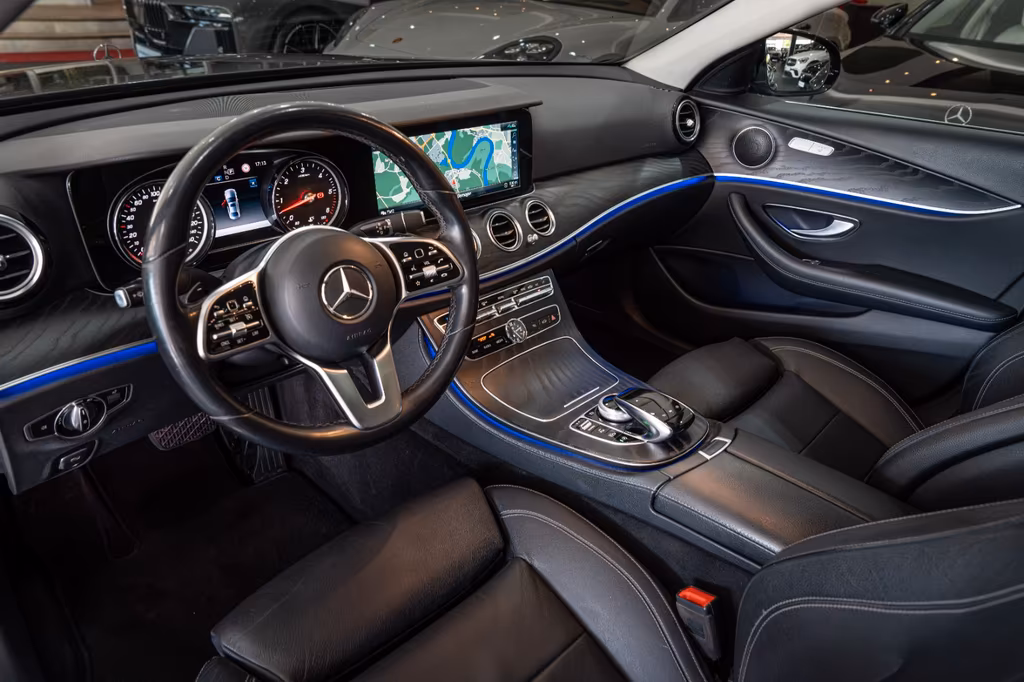Mercedes-Benz E 400