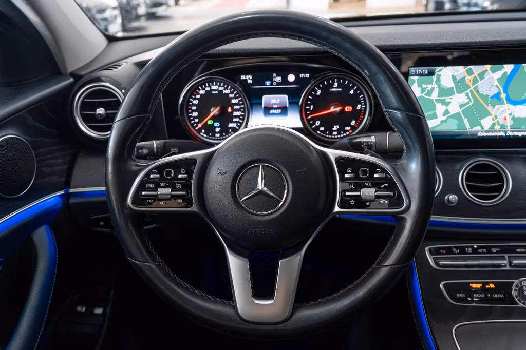 Mercedes-Benz E 400