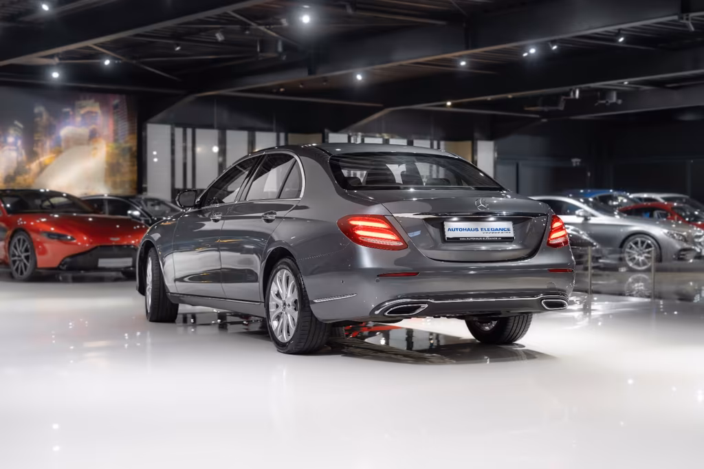 Mercedes-Benz E 400