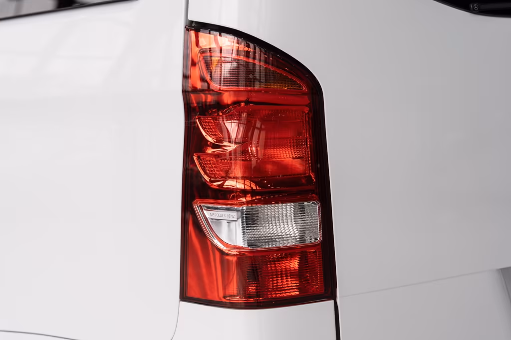 Mercedes-Benz V 200