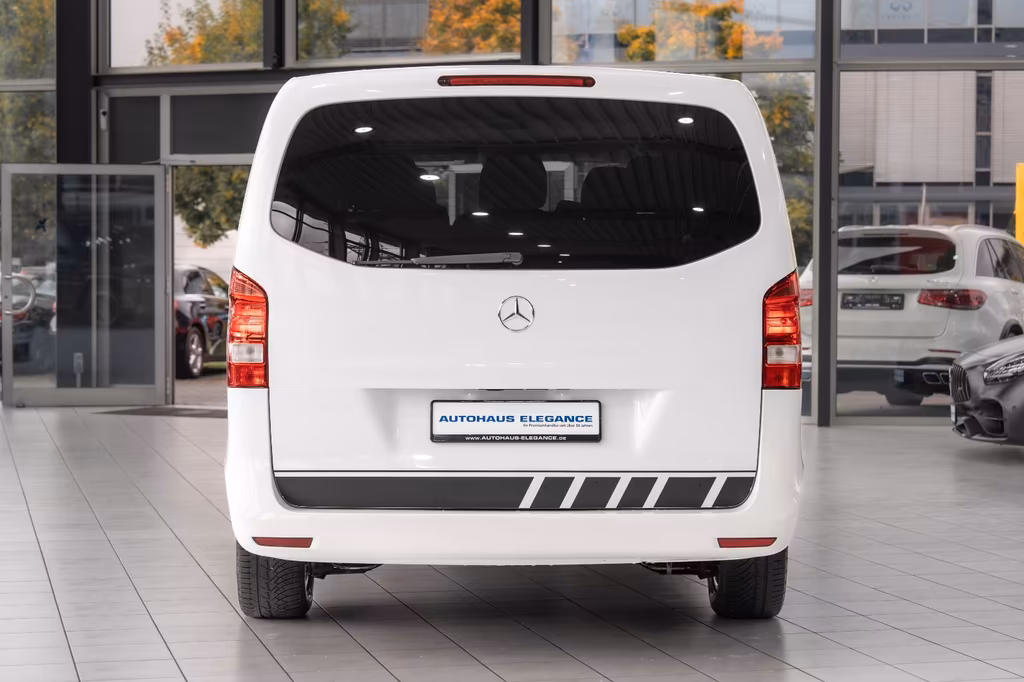 Mercedes-Benz V 200