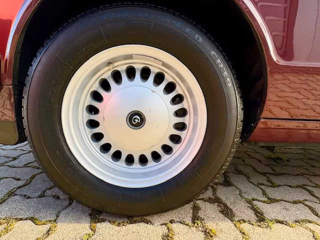 Jaguar XJ6