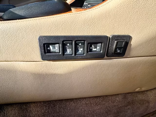 Jaguar XJ6