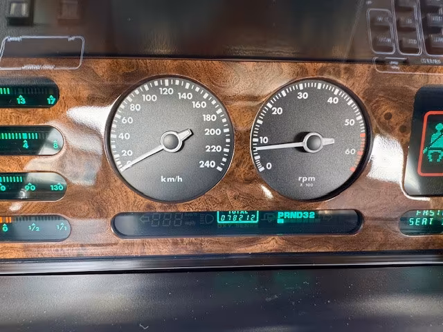 Jaguar XJ6