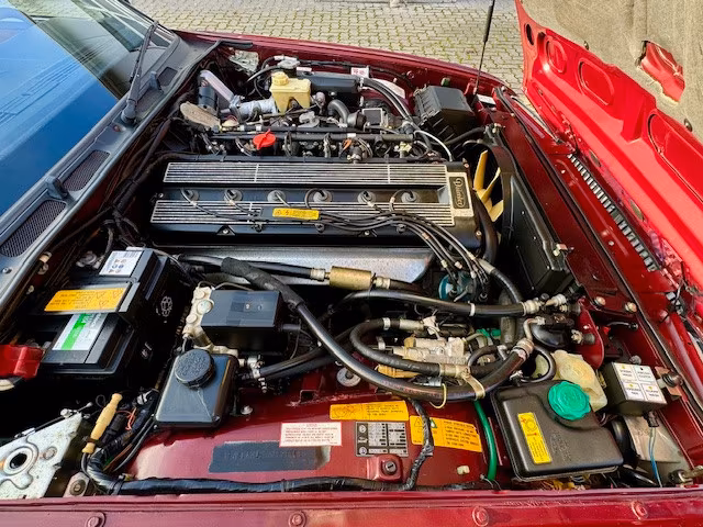 Jaguar XJ6