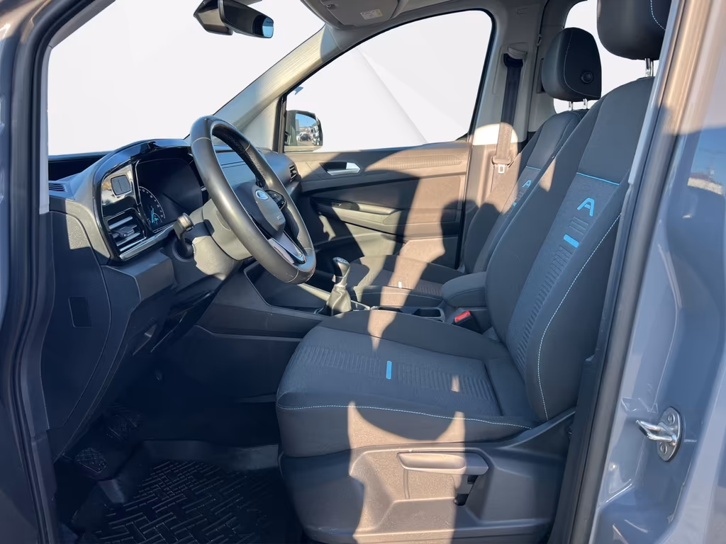 Ford Grand Tourneo