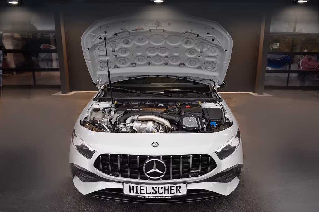 Mercedes-Benz A 35 AMG