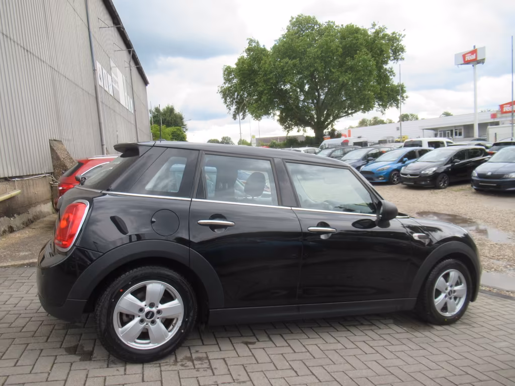 MINI One First