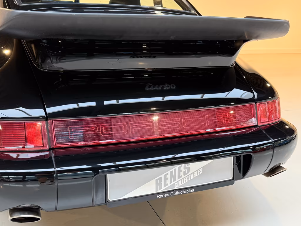 Porsche 964