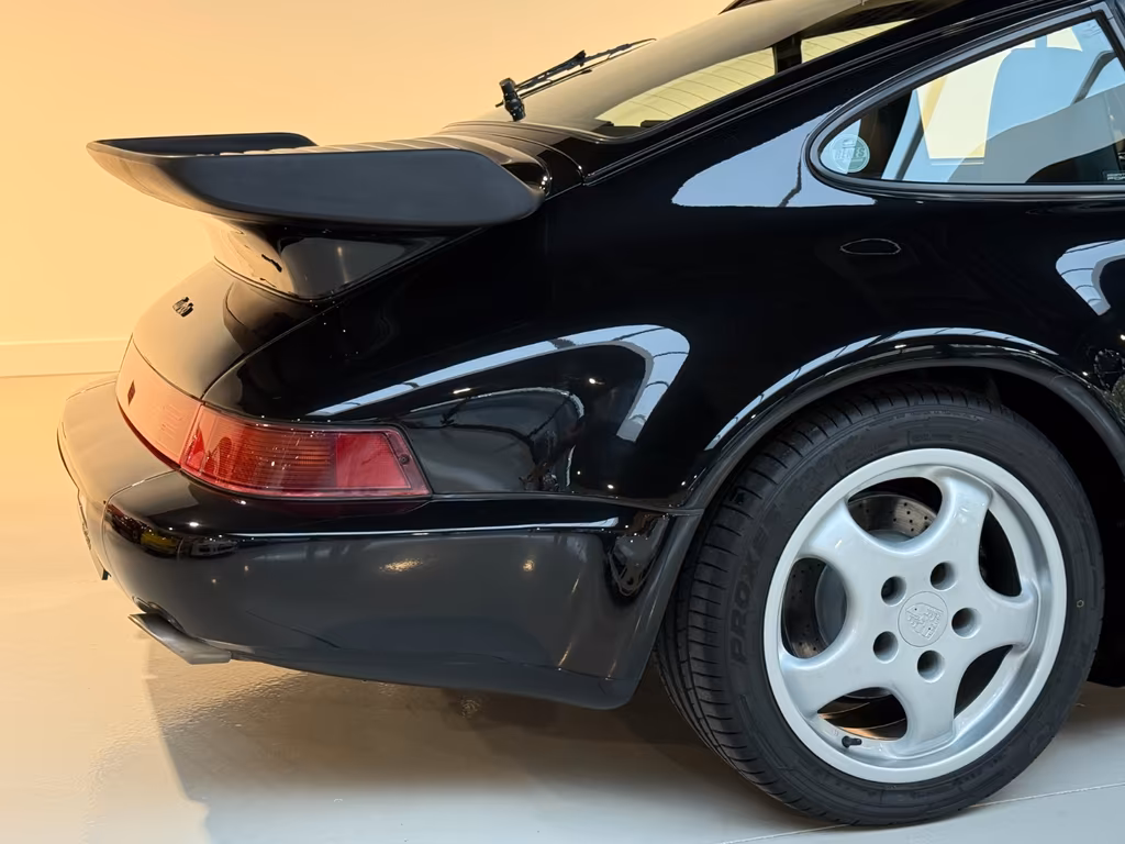 Porsche 964
