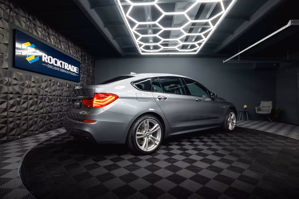 BMW 550
