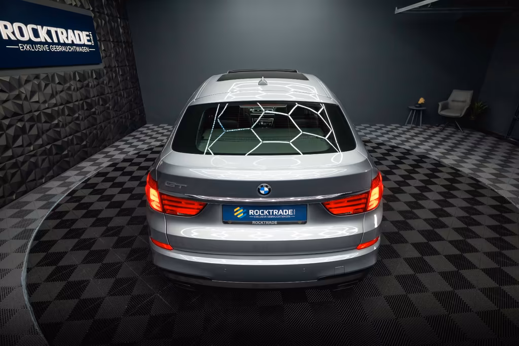 BMW 550