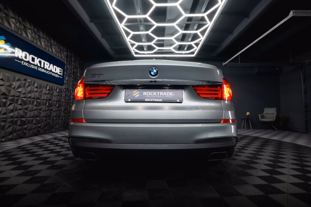 BMW 550