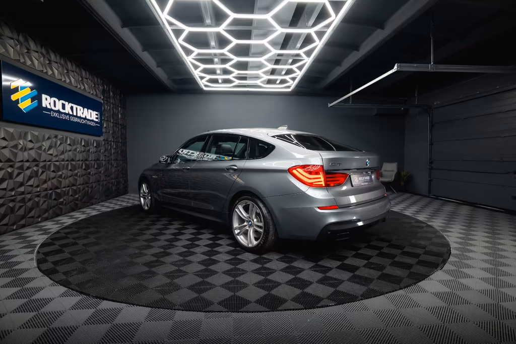 BMW 550