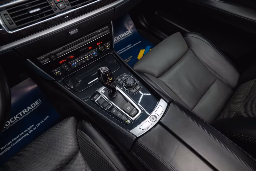 BMW 550
