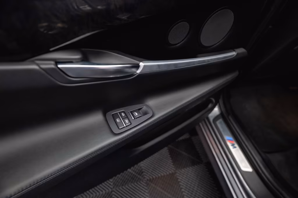 BMW 550