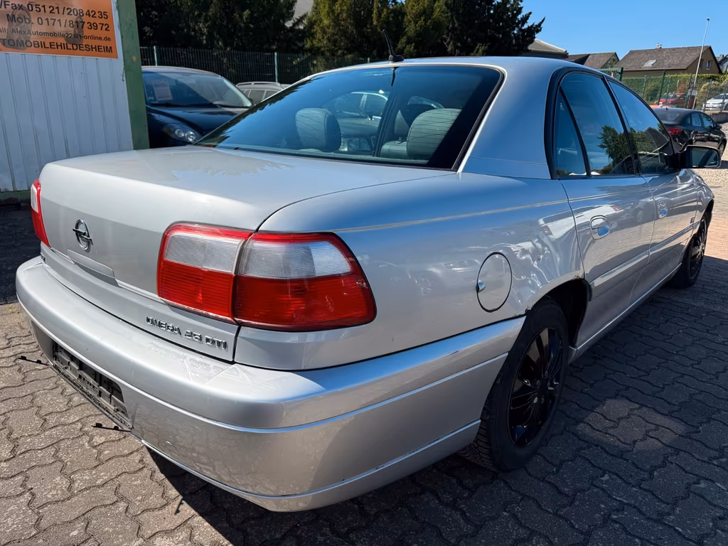 Opel Omega