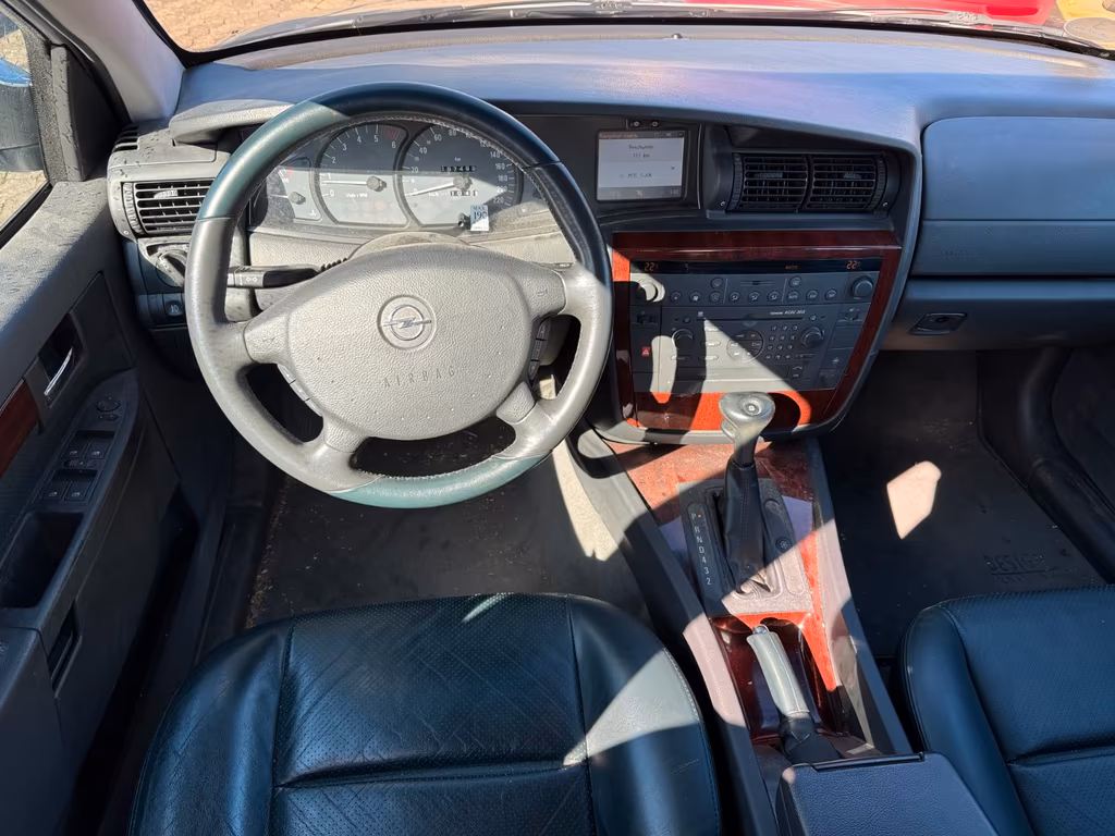 Opel Omega