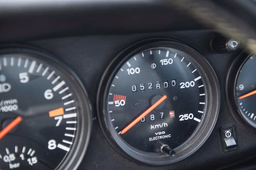 Porsche 930