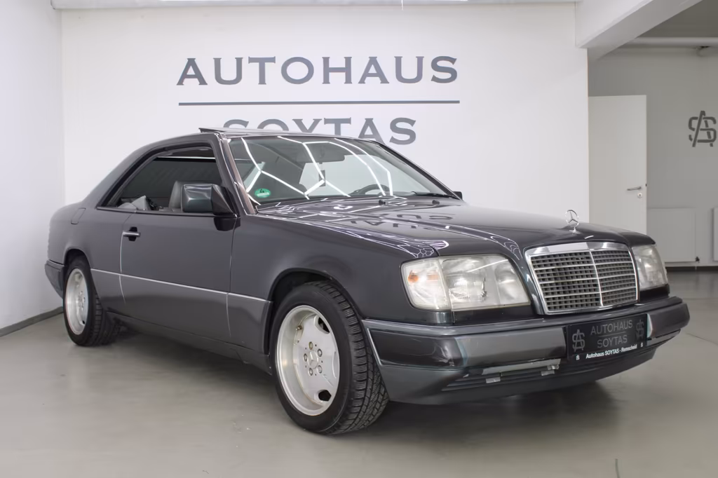 Mercedes-Benz CE 220