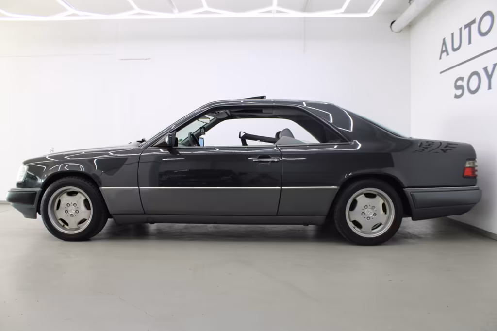 Mercedes-Benz CE 220