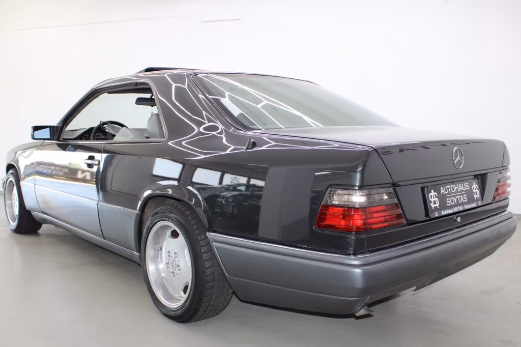 Mercedes-Benz CE 220