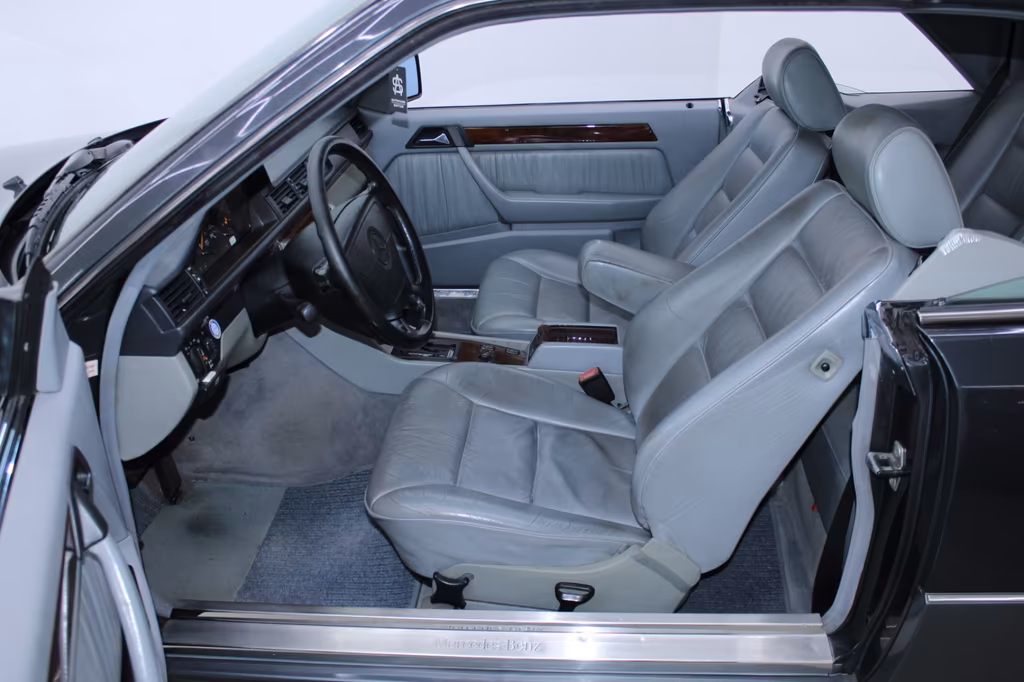 Mercedes-Benz CE 220