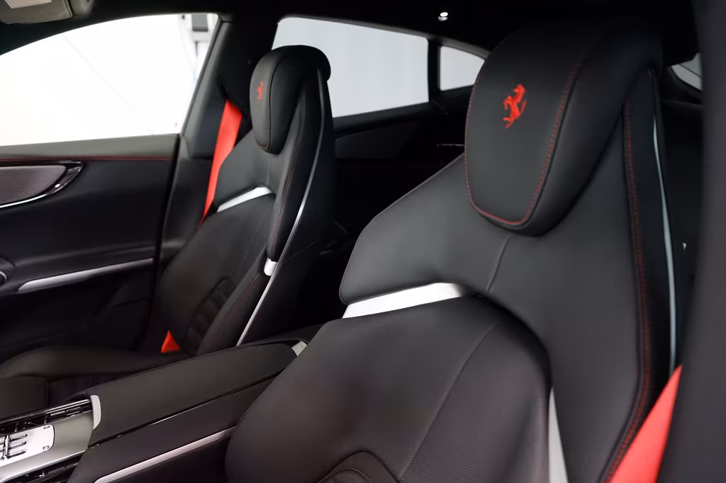 Ferrari Purosangue