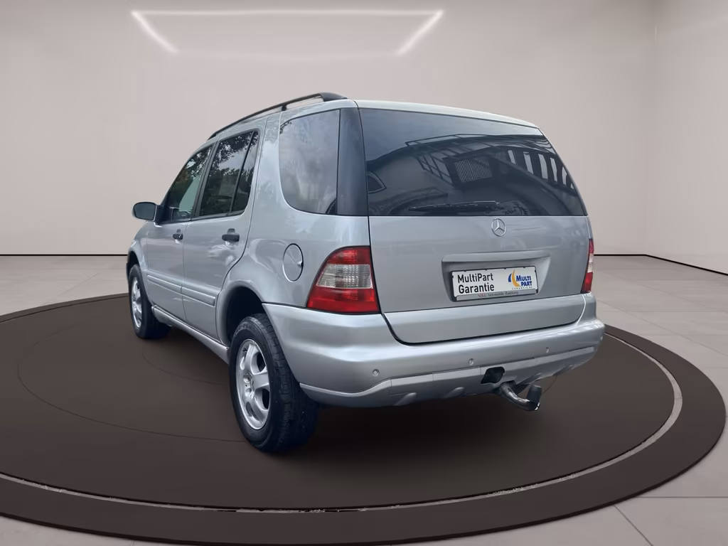 Mercedes-Benz ML 270