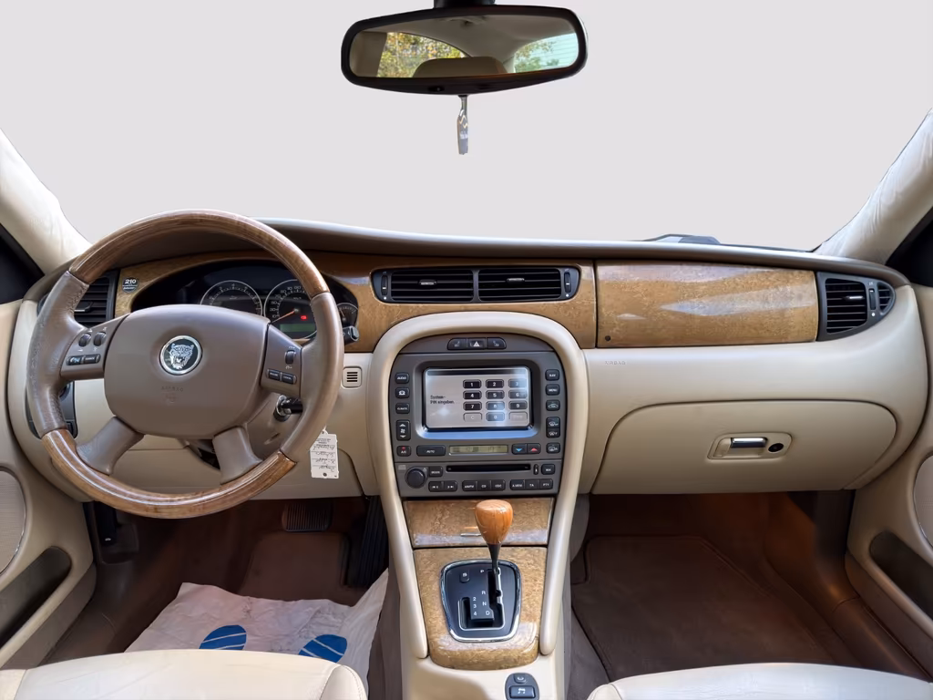 Jaguar X-Type