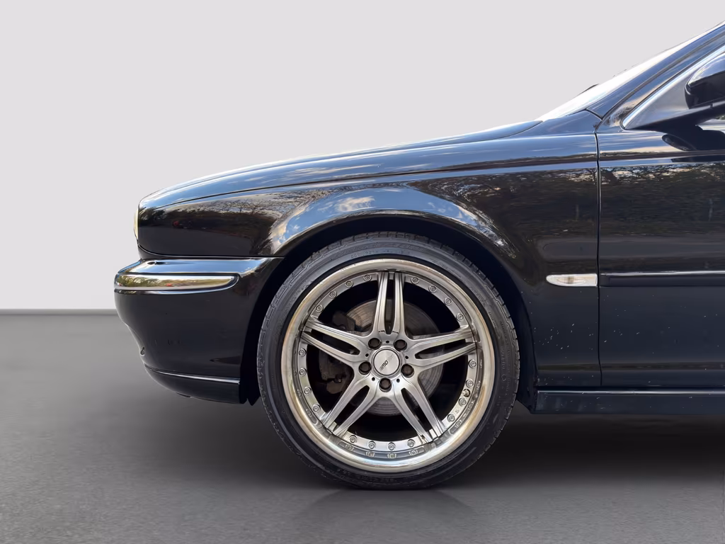 Jaguar X-Type