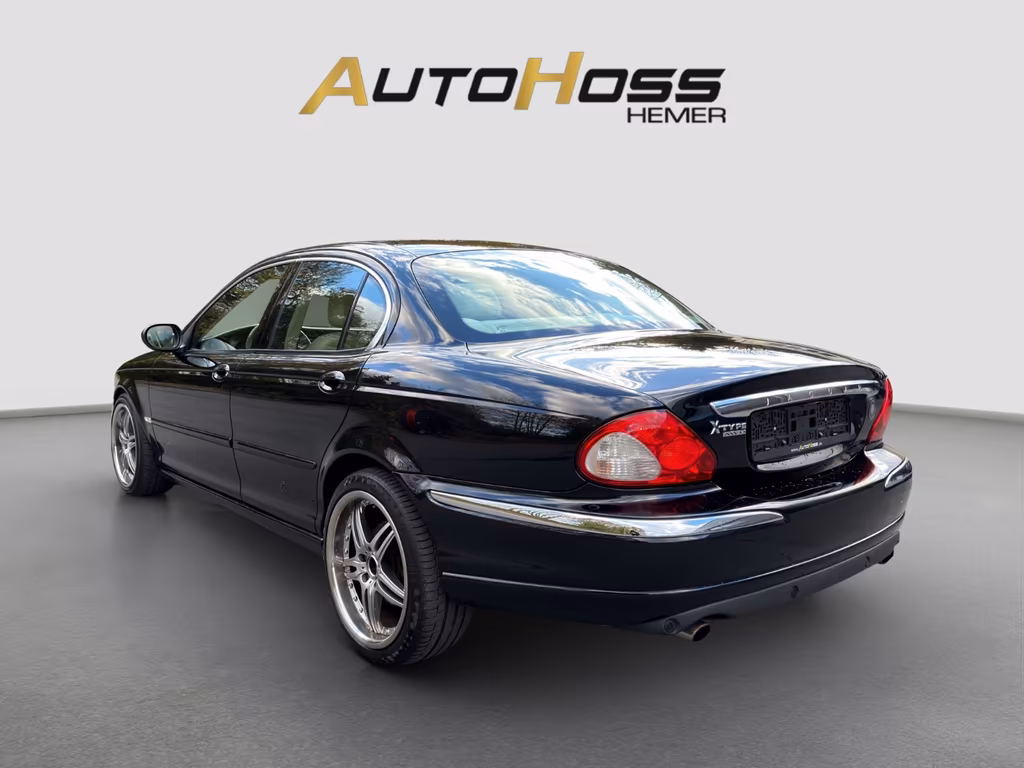 Jaguar X-Type