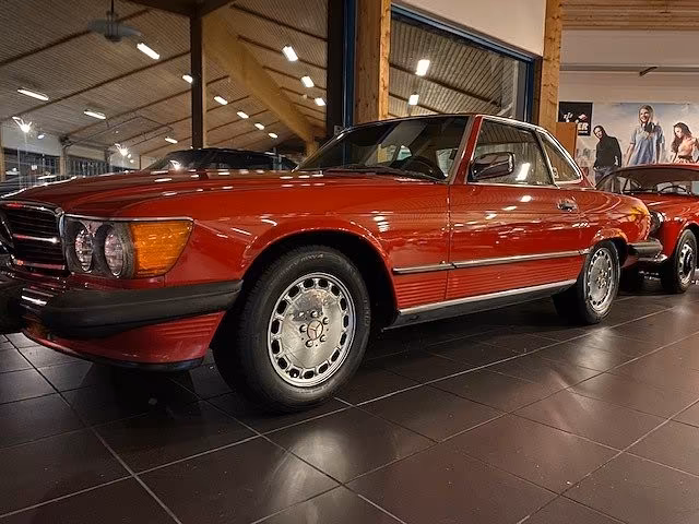 Mercedes-Benz 560