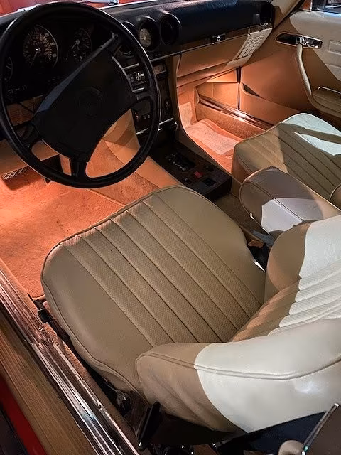 Mercedes-Benz 560