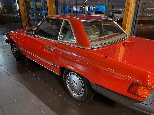 Mercedes-Benz 560