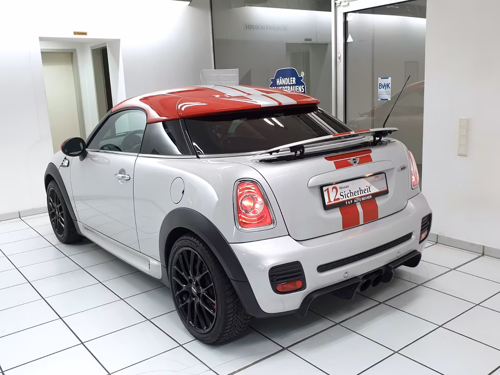 MINI John Cooper Works Coupé