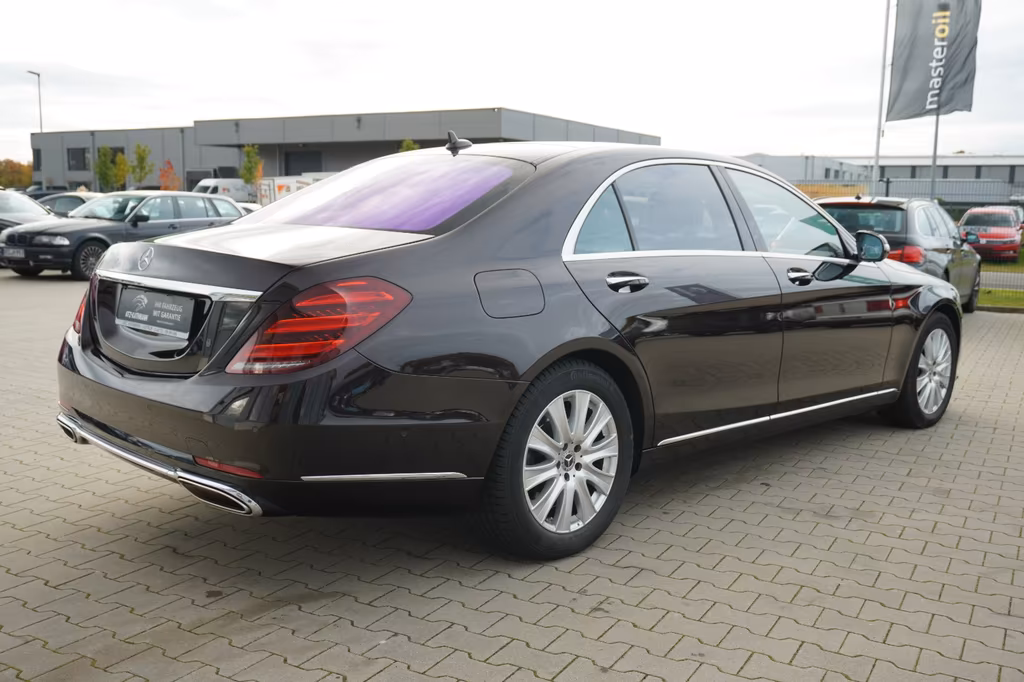 Mercedes-Benz S 560