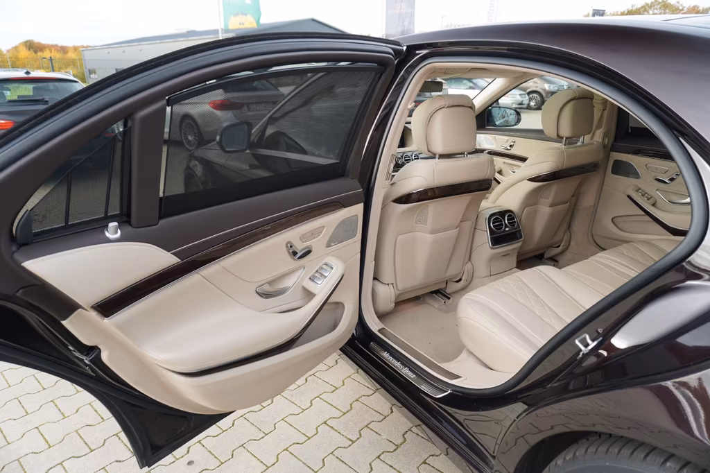 Mercedes-Benz S 560