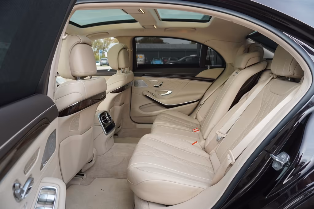 Mercedes-Benz S 560