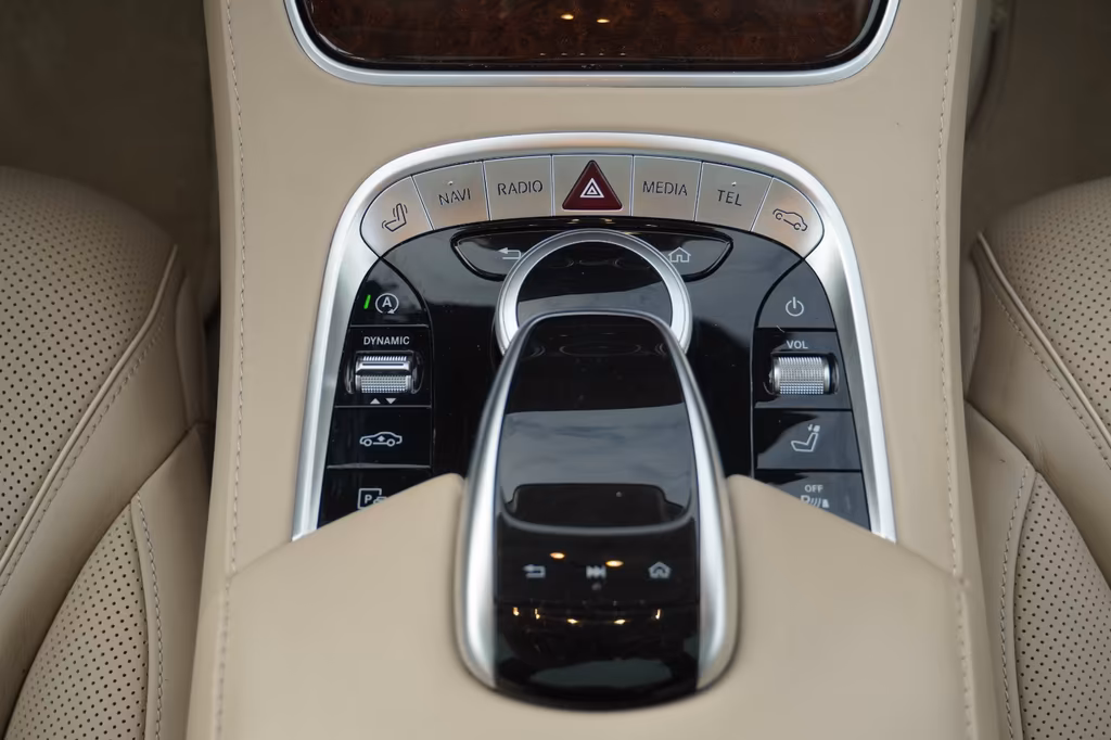 Mercedes-Benz S 560