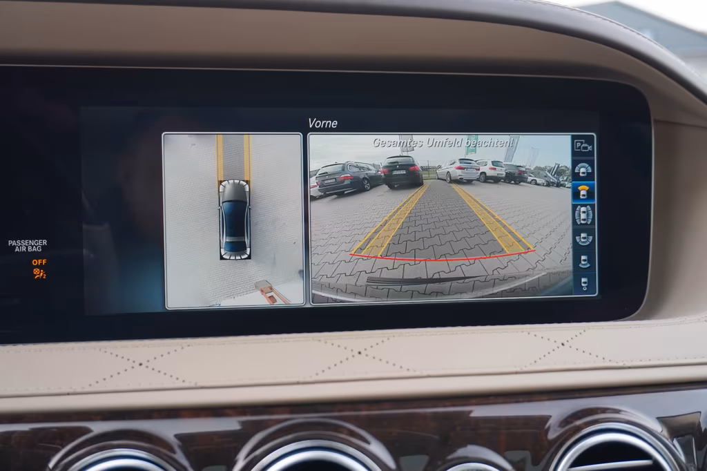 Mercedes-Benz S 560